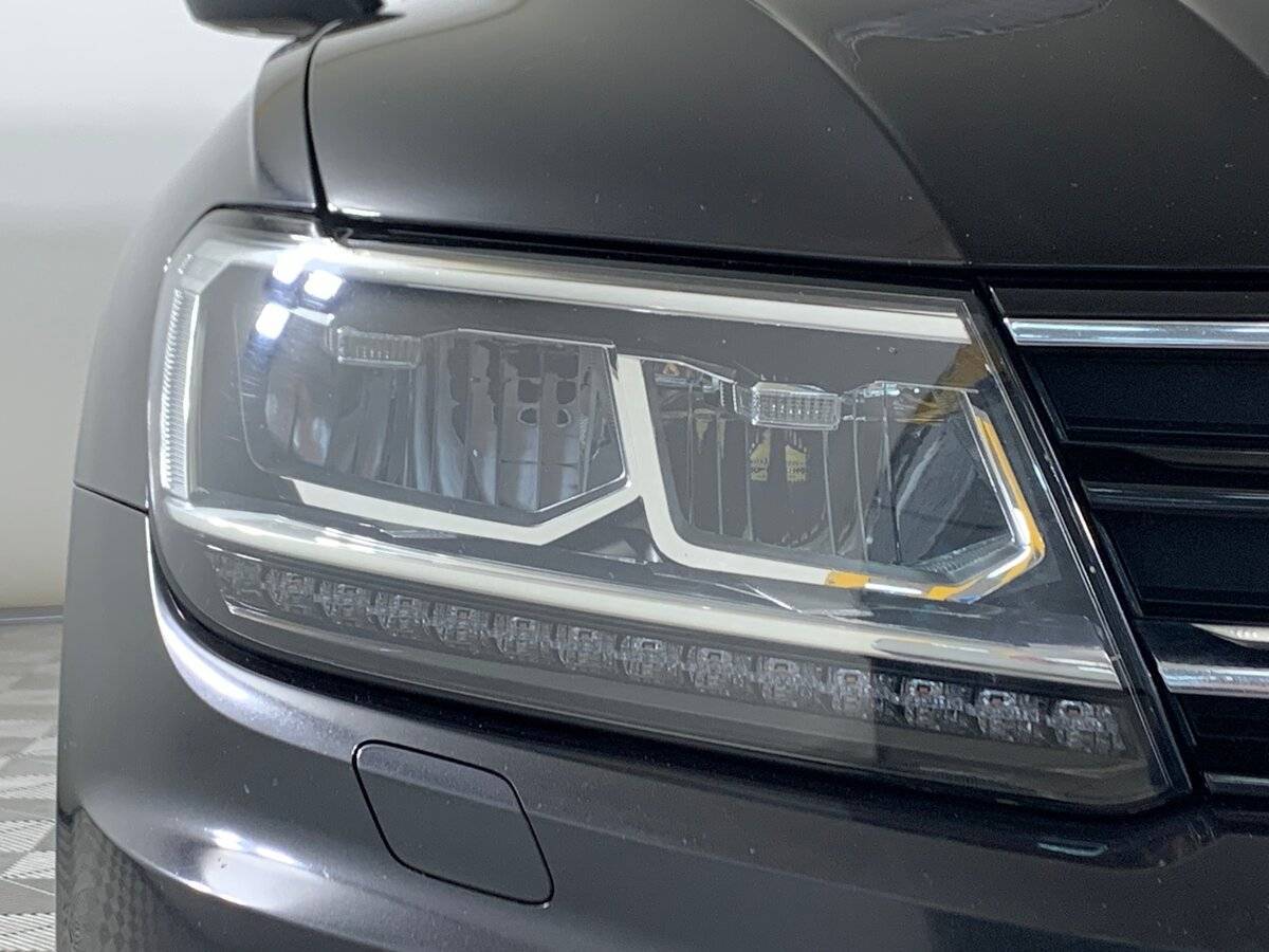 Volkswagen Tiguan, 2019 Фото №10