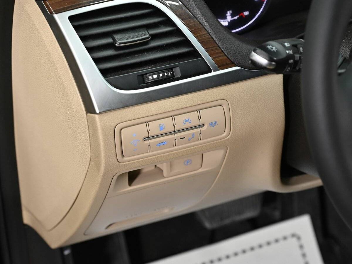 Hyundai Genesis, 2016 Фото №9