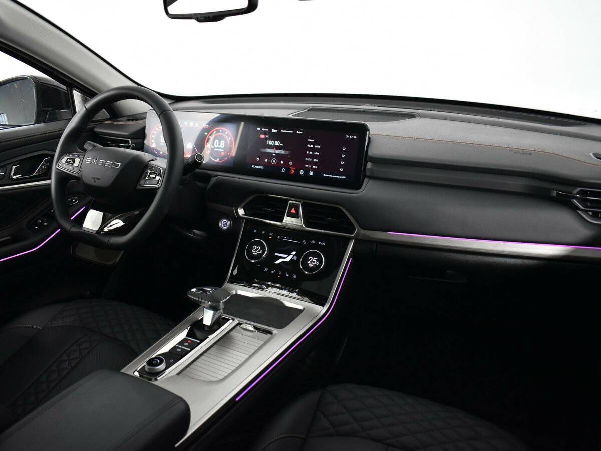 Exeed TXL, 2023 Фото №10