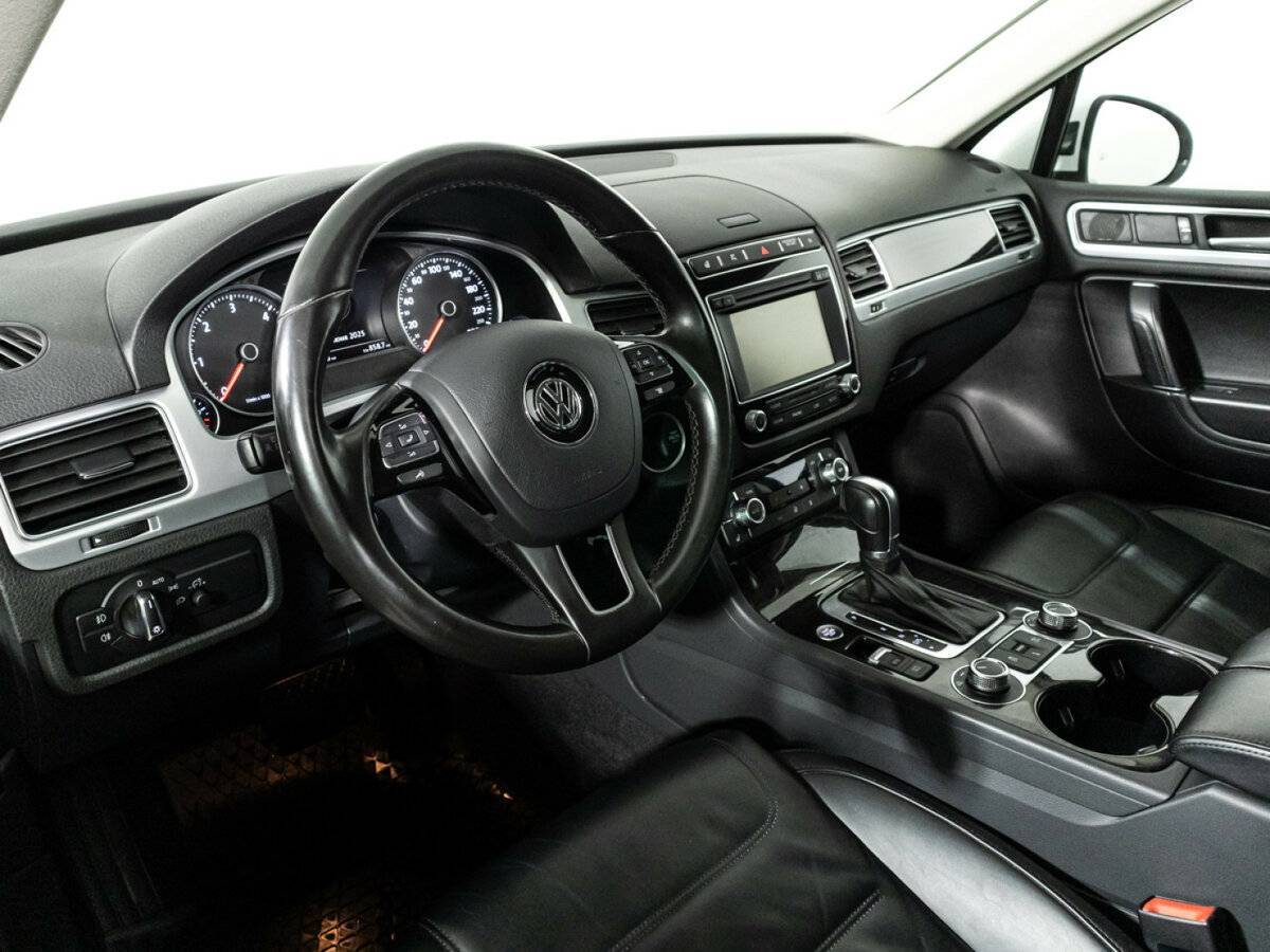 Volkswagen Touareg, 2016 Фото №11