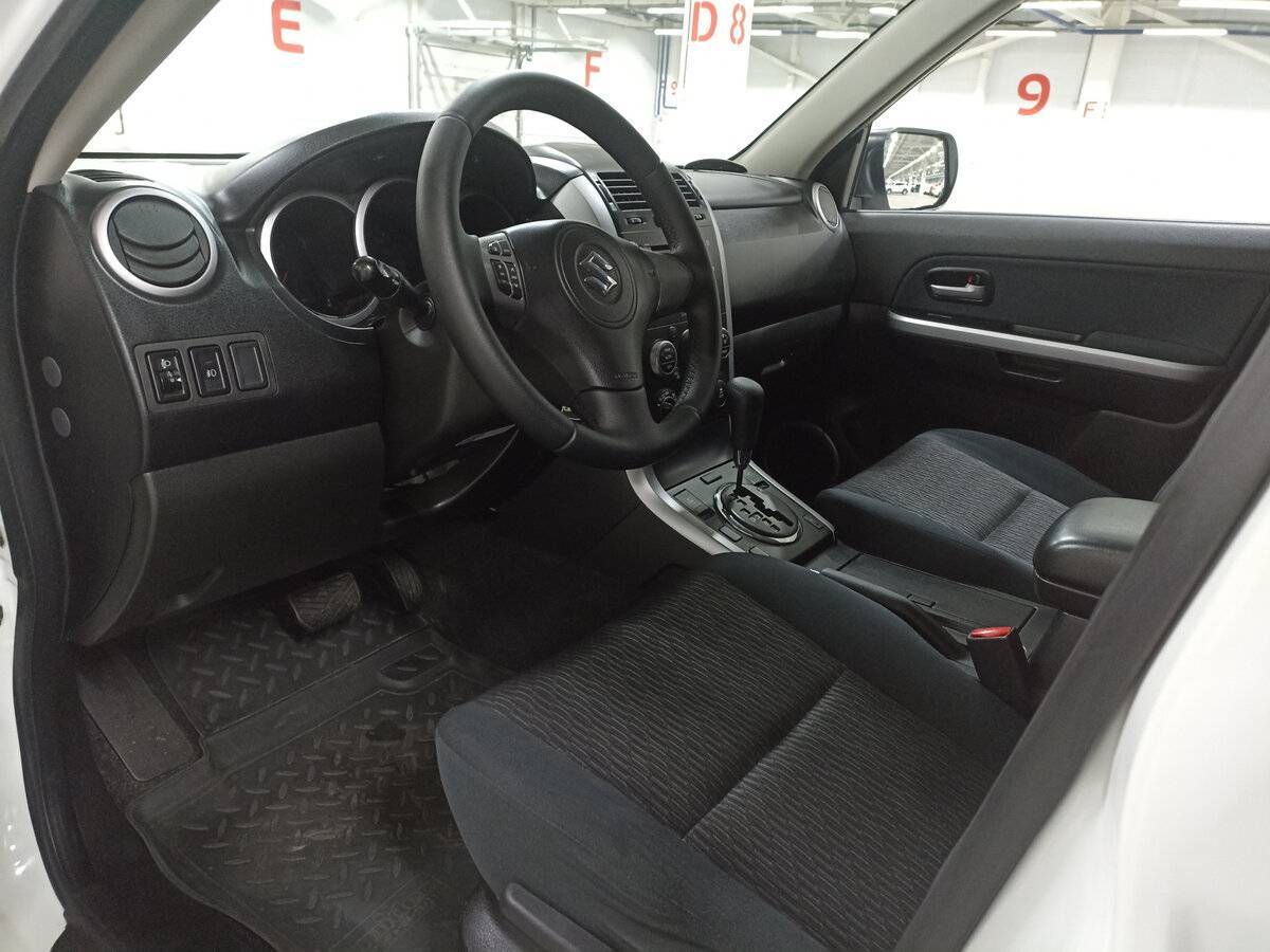 Suzuki Grand Vitara, 2013 Фото №16
