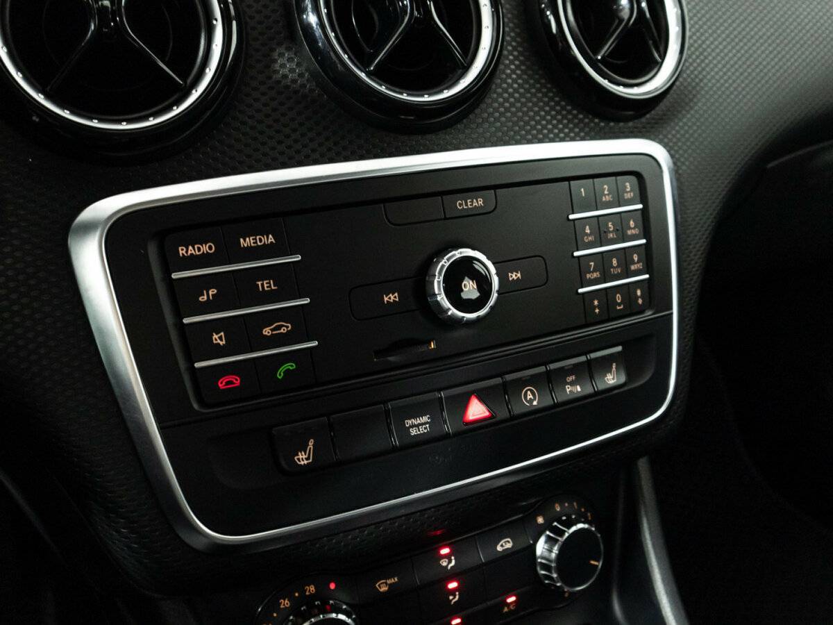 Mercedes-Benz A-Класс 180, 2017 Фото №15