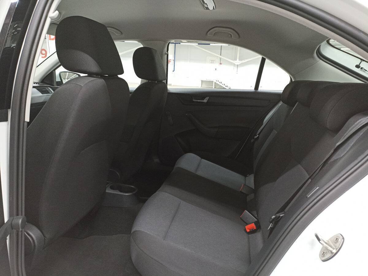 Skoda Rapid, 2018 Фото №12