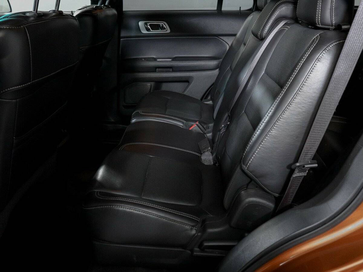 Ford Explorer Sport, 2013 Фото №9