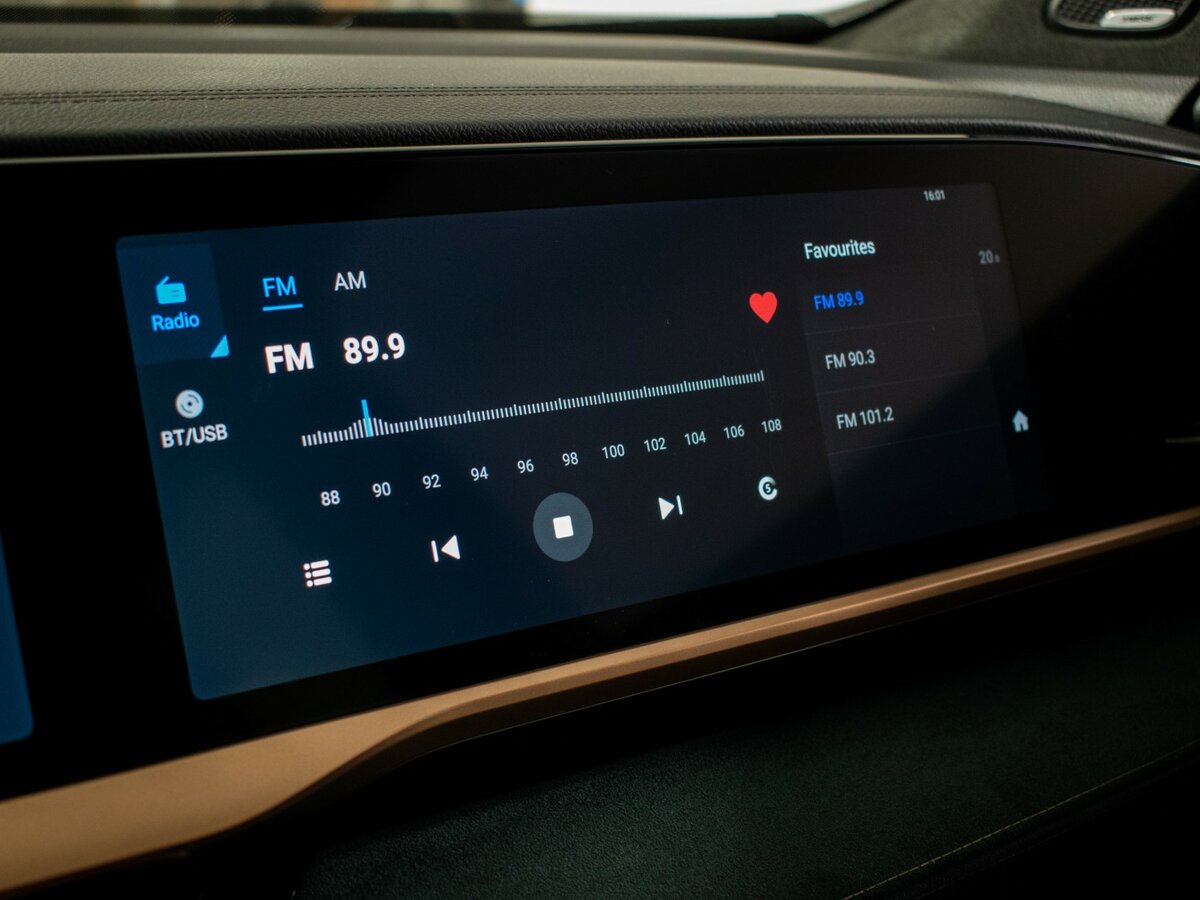 Geely Monjaro I, 2022 Фото №17