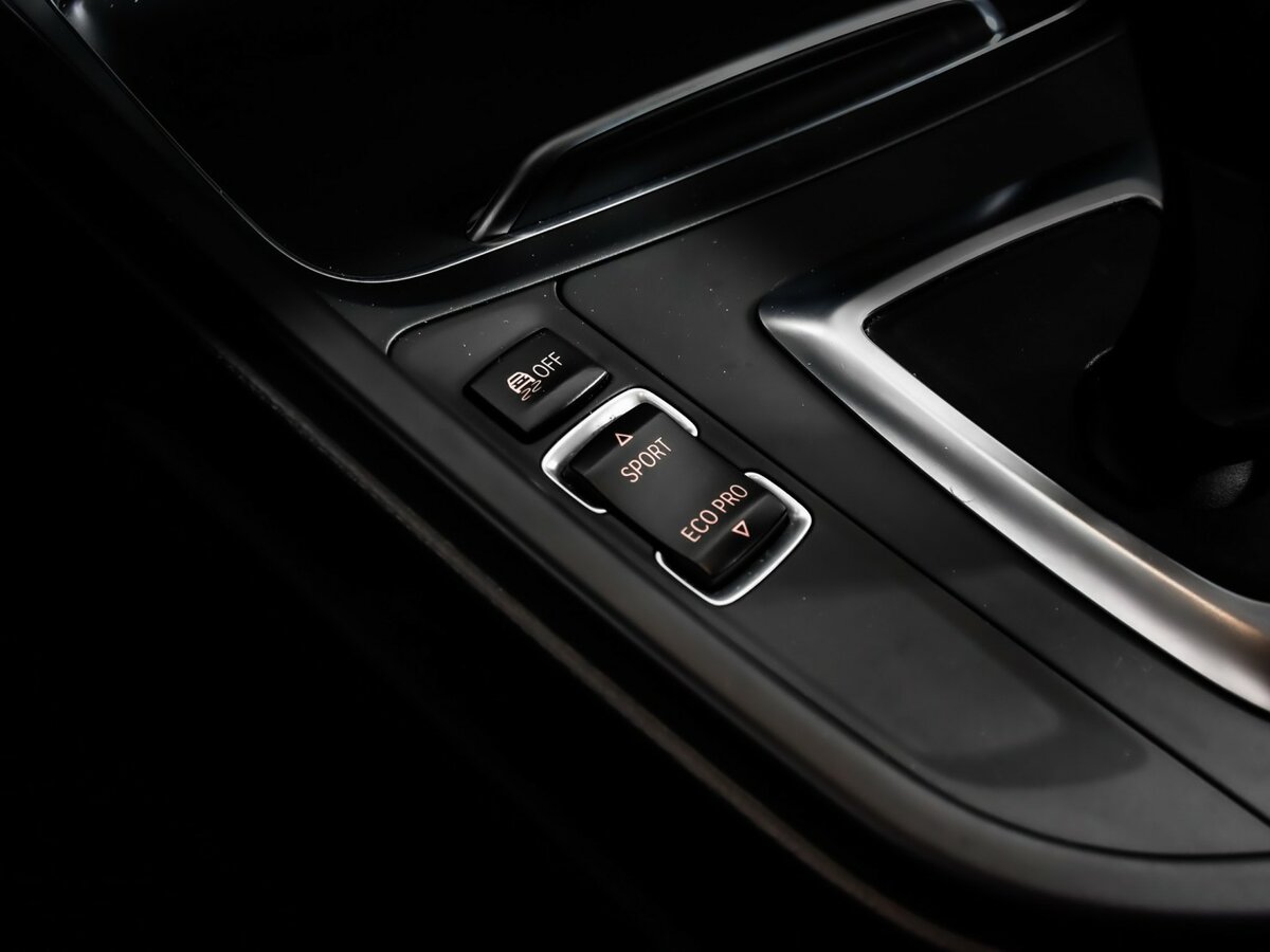 BMW 3 серии 320i VI (F3x) Рестайлинг, 2017 Фото №15