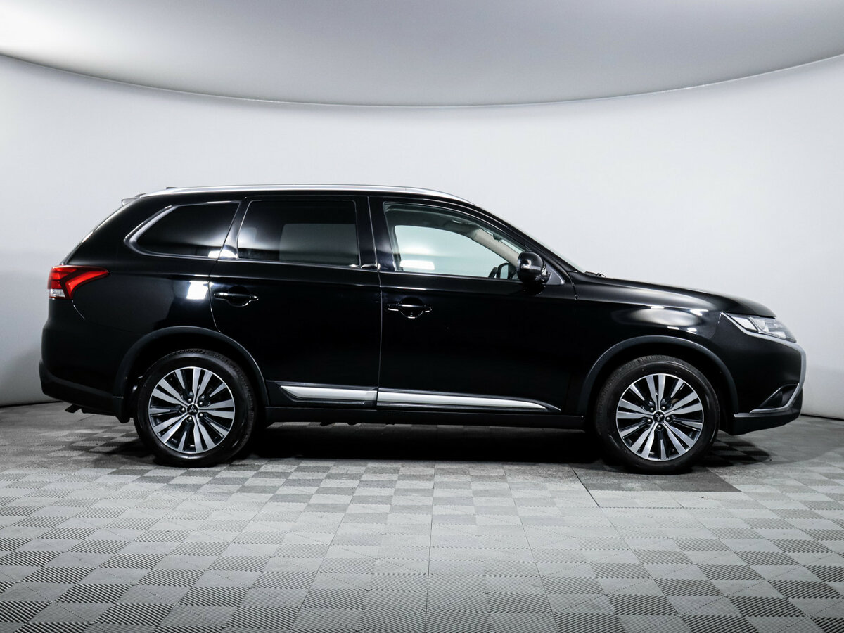 Mitsubishi Outlander III Рестайлинг 3, 2019 Фото №4
