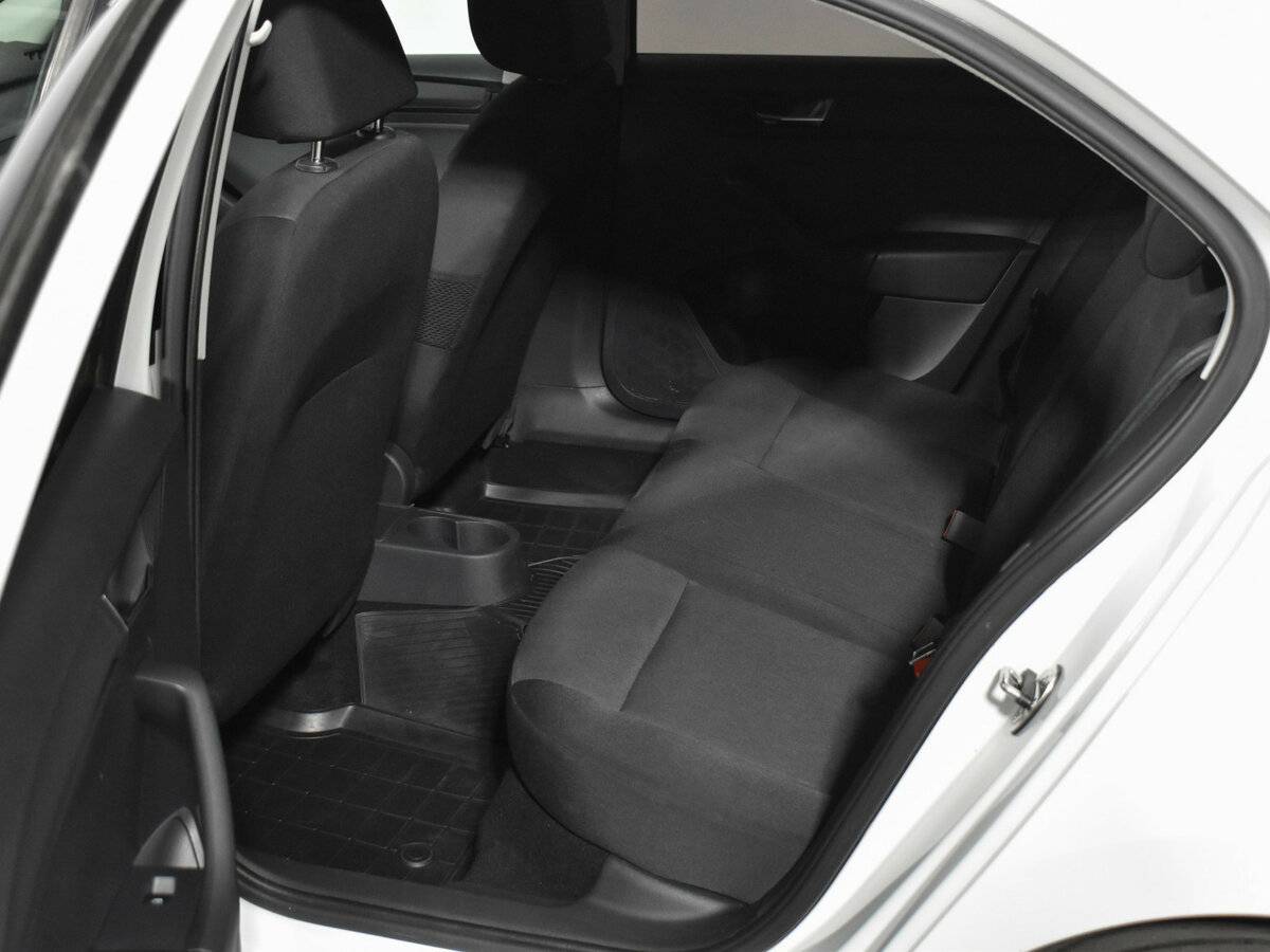 Skoda Rapid I Рестайлинг, 2017 Фото №10