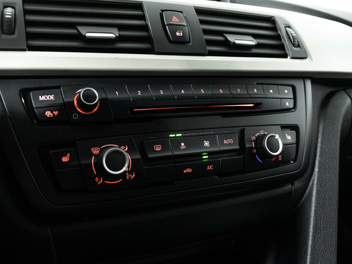 BMW 3 серии 316i VI (F3x), 2014 Фото №15