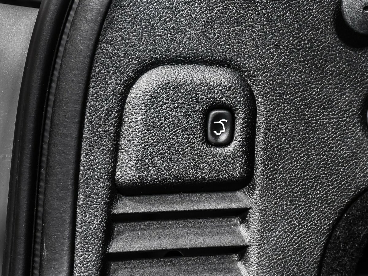 Jeep Grand Cherokee IV (WK2) Рестайлинг, 2014 Фото №19