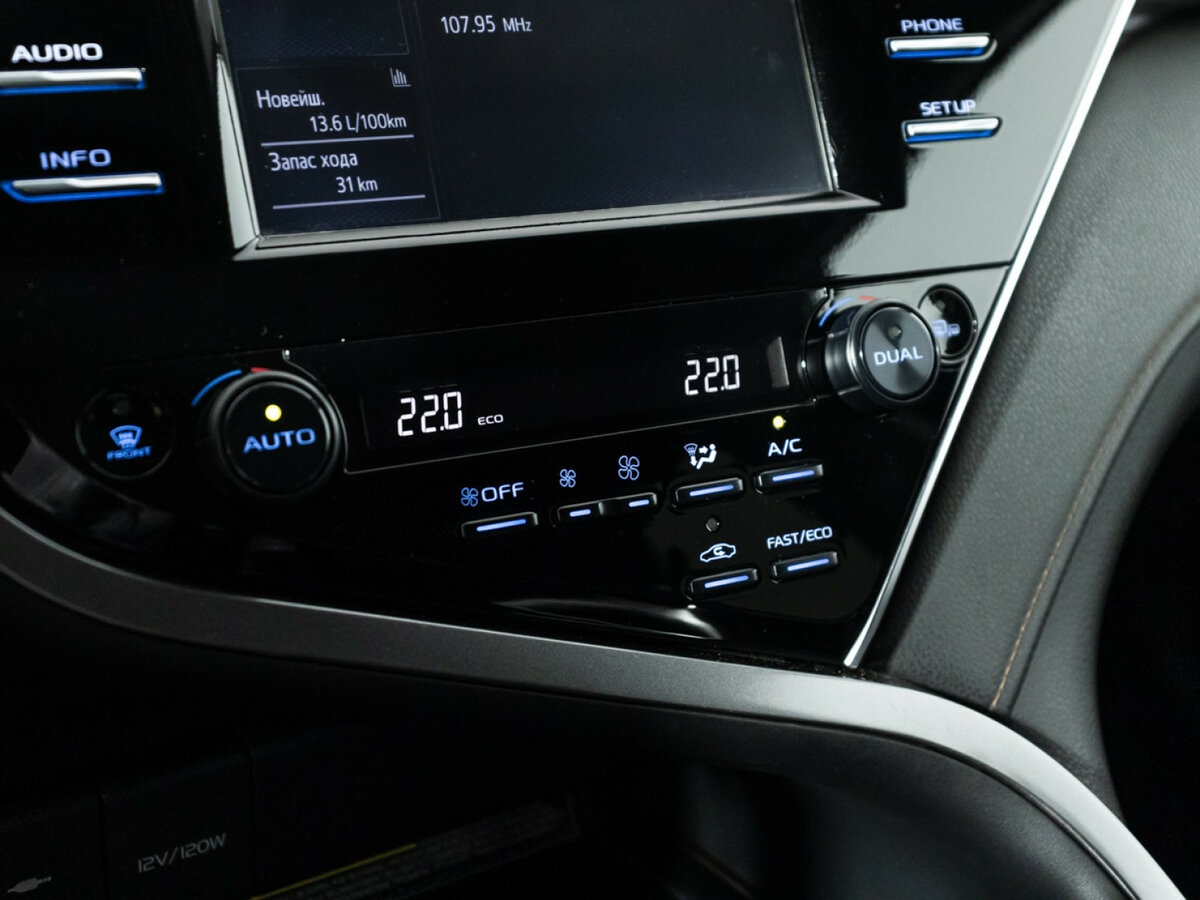 Toyota Camry VIII (XV70), 2019 Фото №18