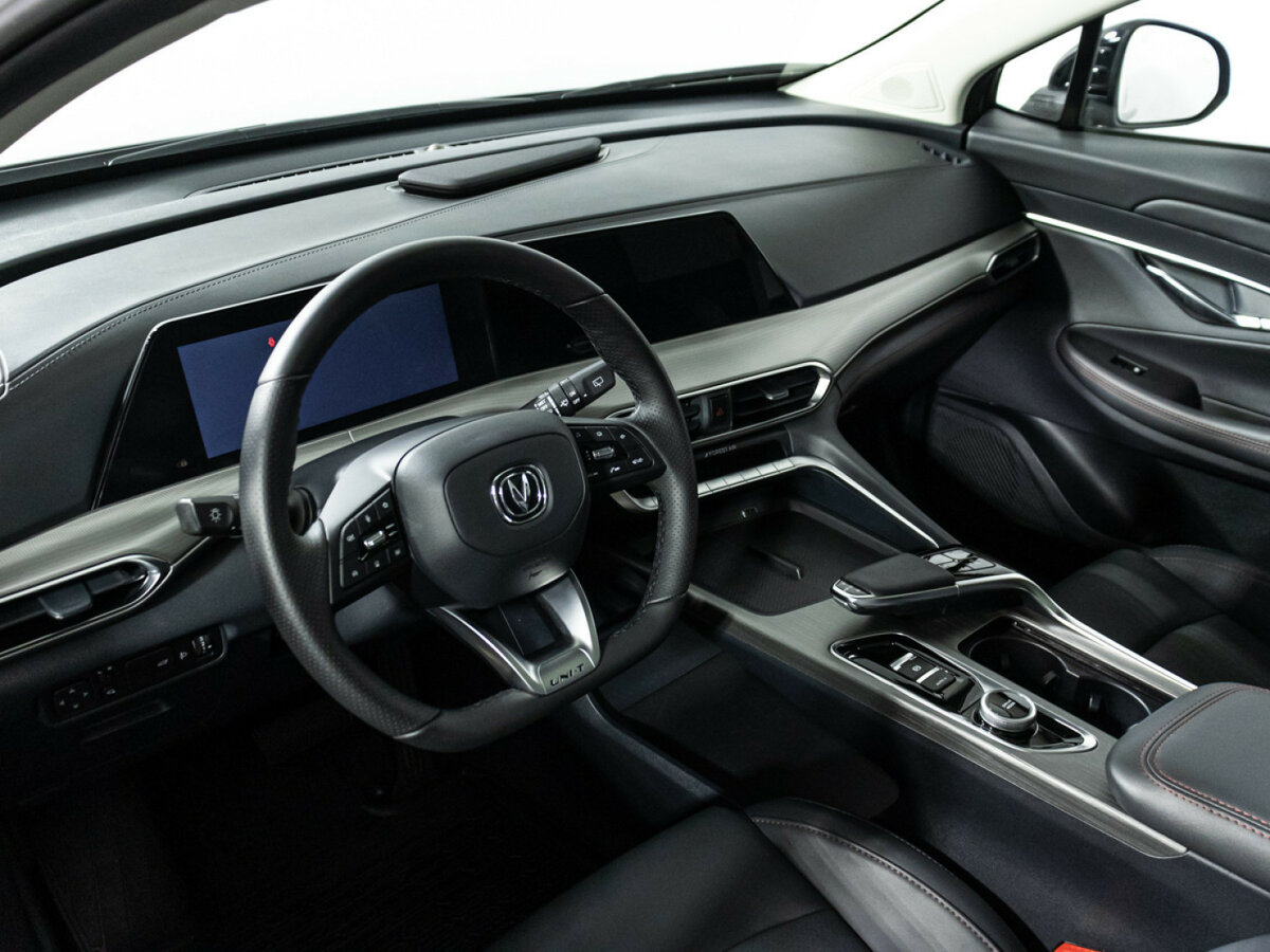 Changan UNI-T I, 2024 Фото №11