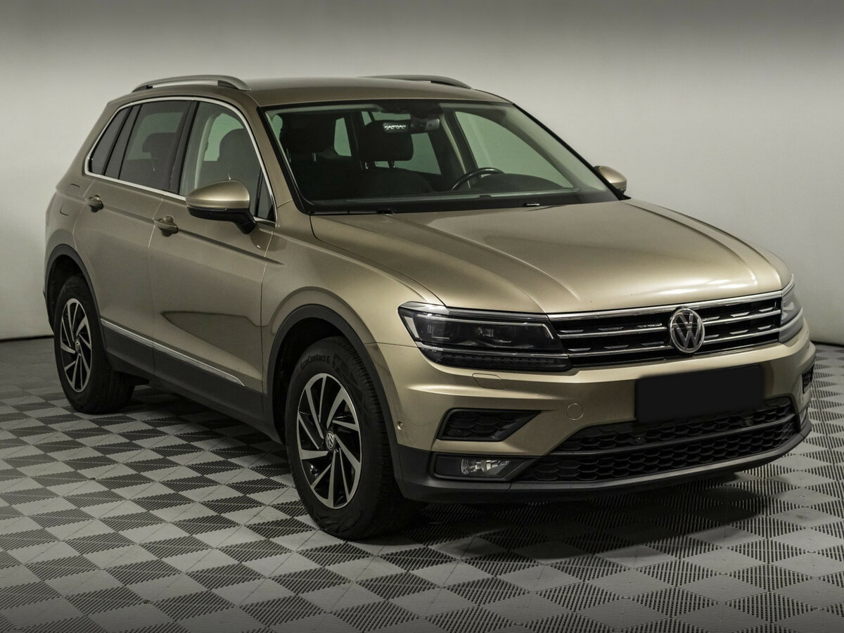Volkswagen Tiguan II, 2018 - 131 218 км. | Фото №3