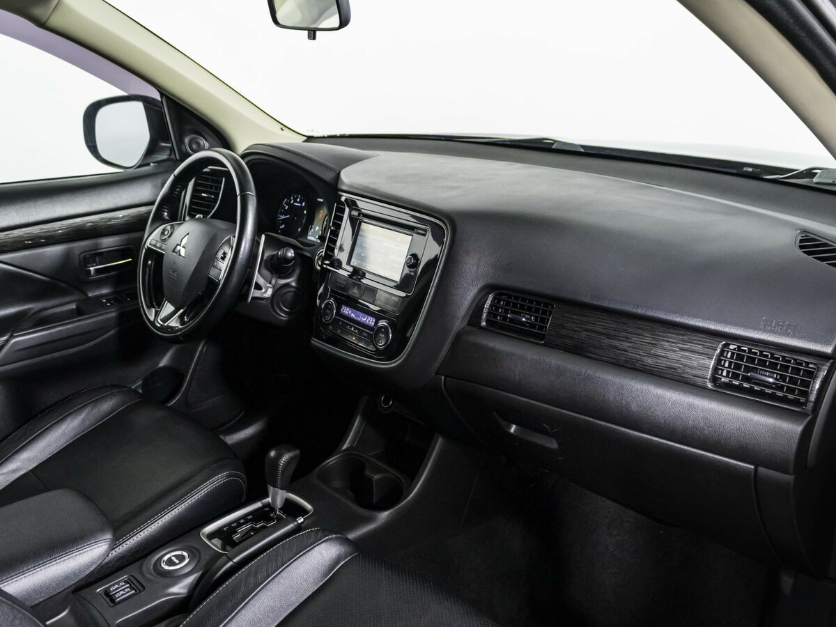 Mitsubishi Outlander III Рестайлинг 2, 2015 - 265 077 км. | Фото №7