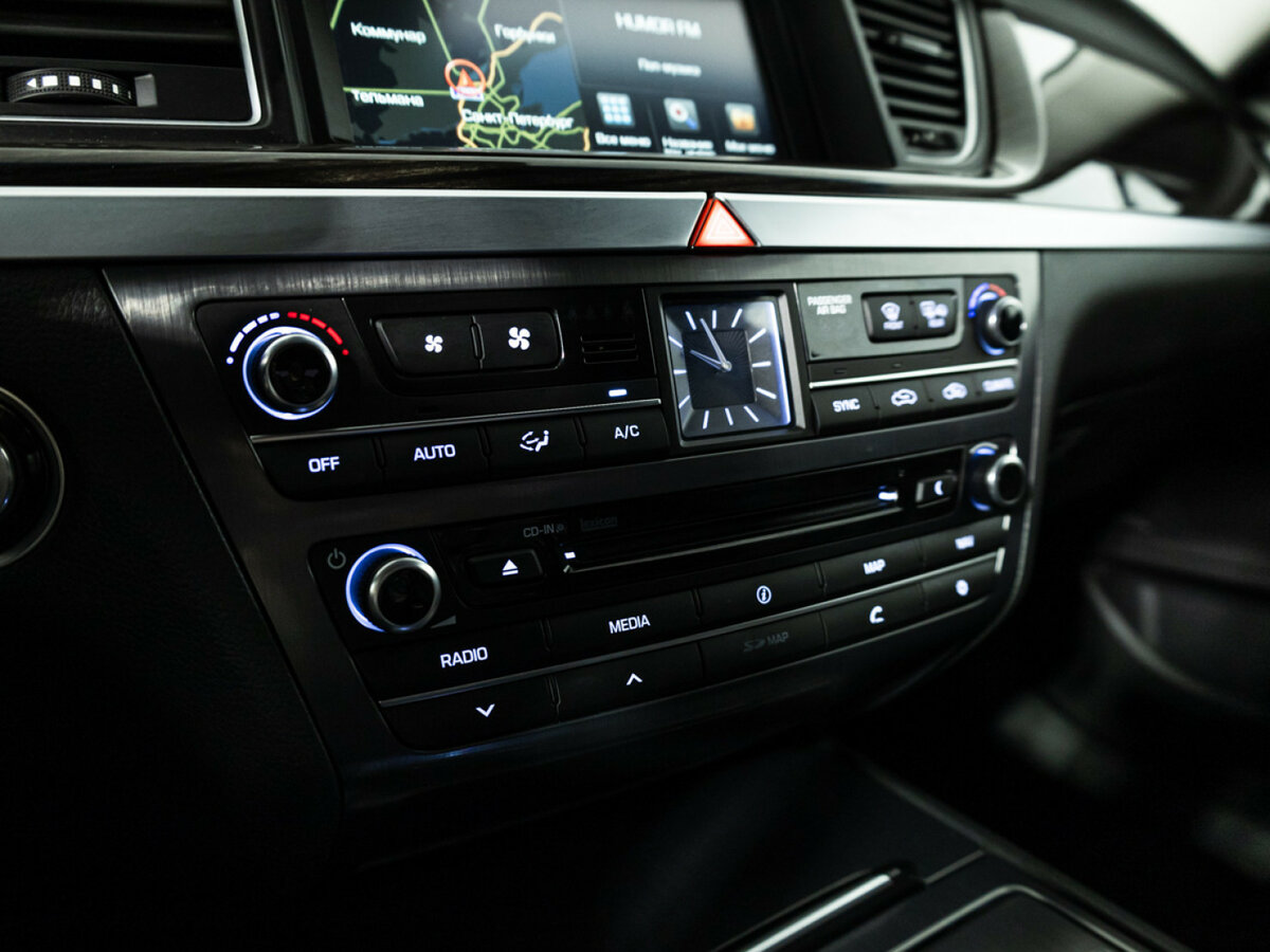 Hyundai Genesis II, 2015 Фото №21