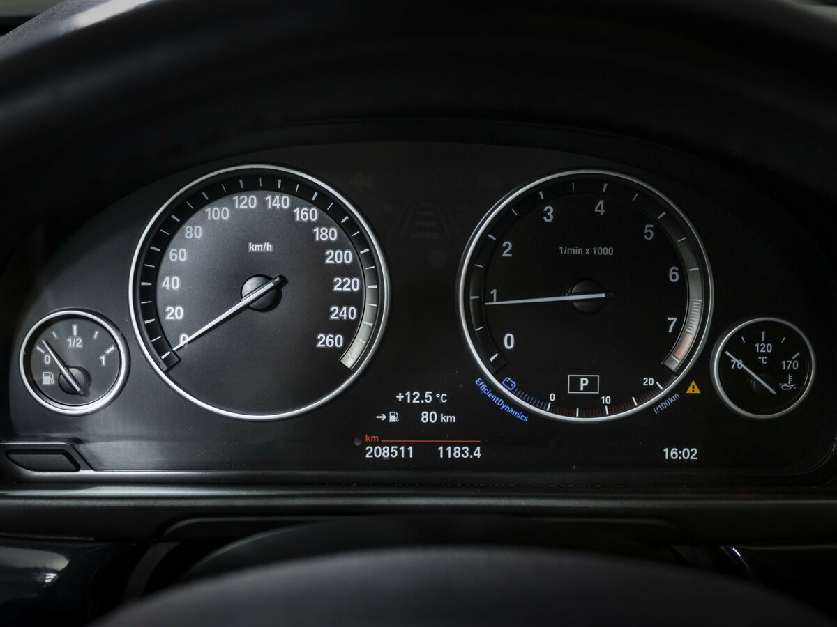 BMW 5 серии 520i VI (F10/F11/F07) Рестайлинг, 2015 Фото №9