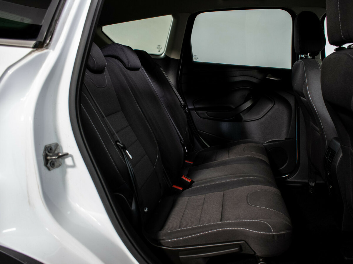 Ford Kuga II, 2015 Фото №7