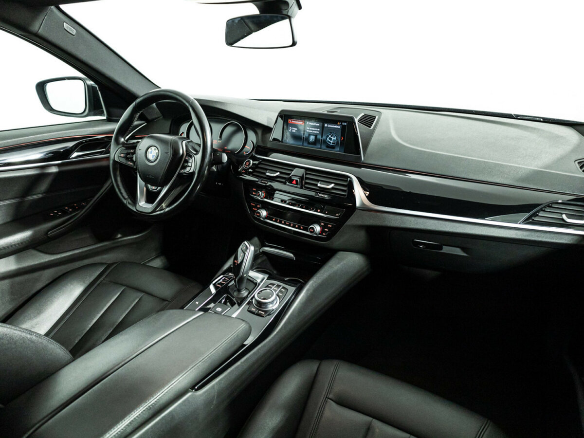 BMW 5 серии 520i VII (G30/G31/G38), 2017 Фото №9