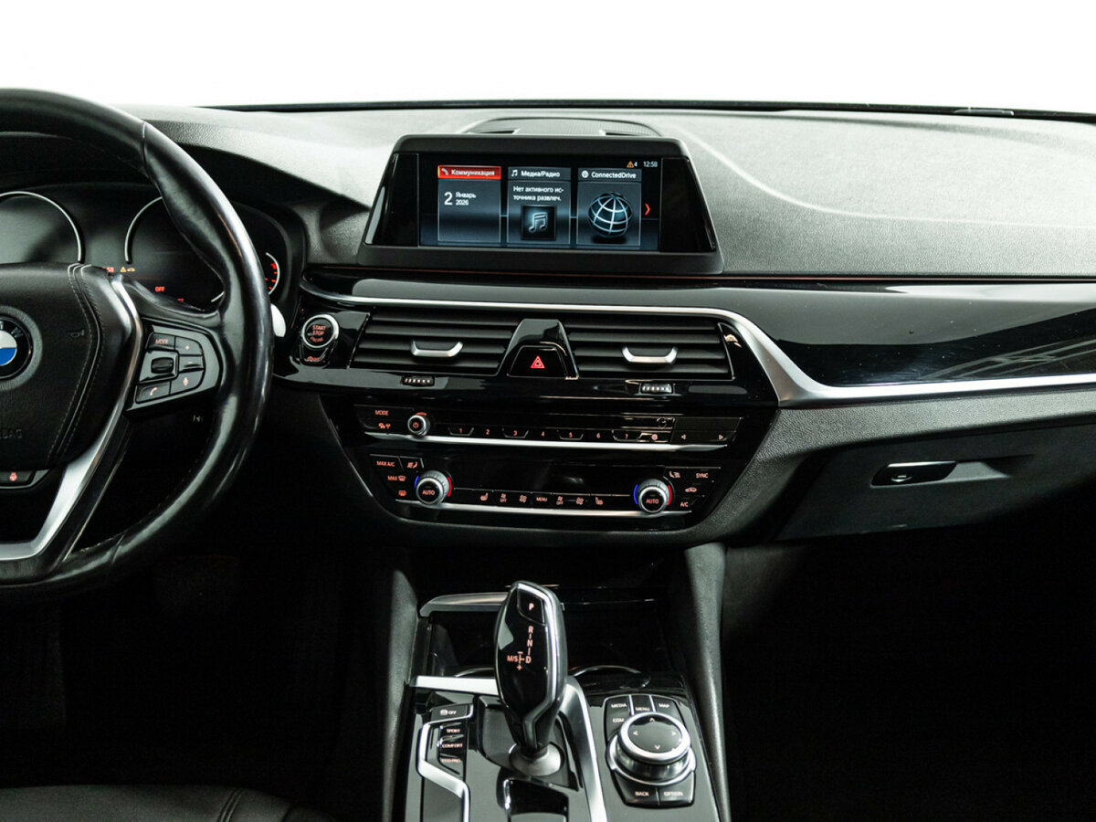 BMW 5 серии 520i VII (G30/G31/G38), 2017 Фото №14