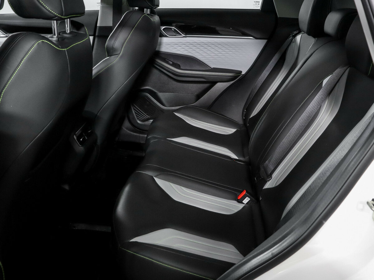 Geely Coolray (Binyue Cool) I Рестайлинг, 2023 - 21 440 км. | Фото №8