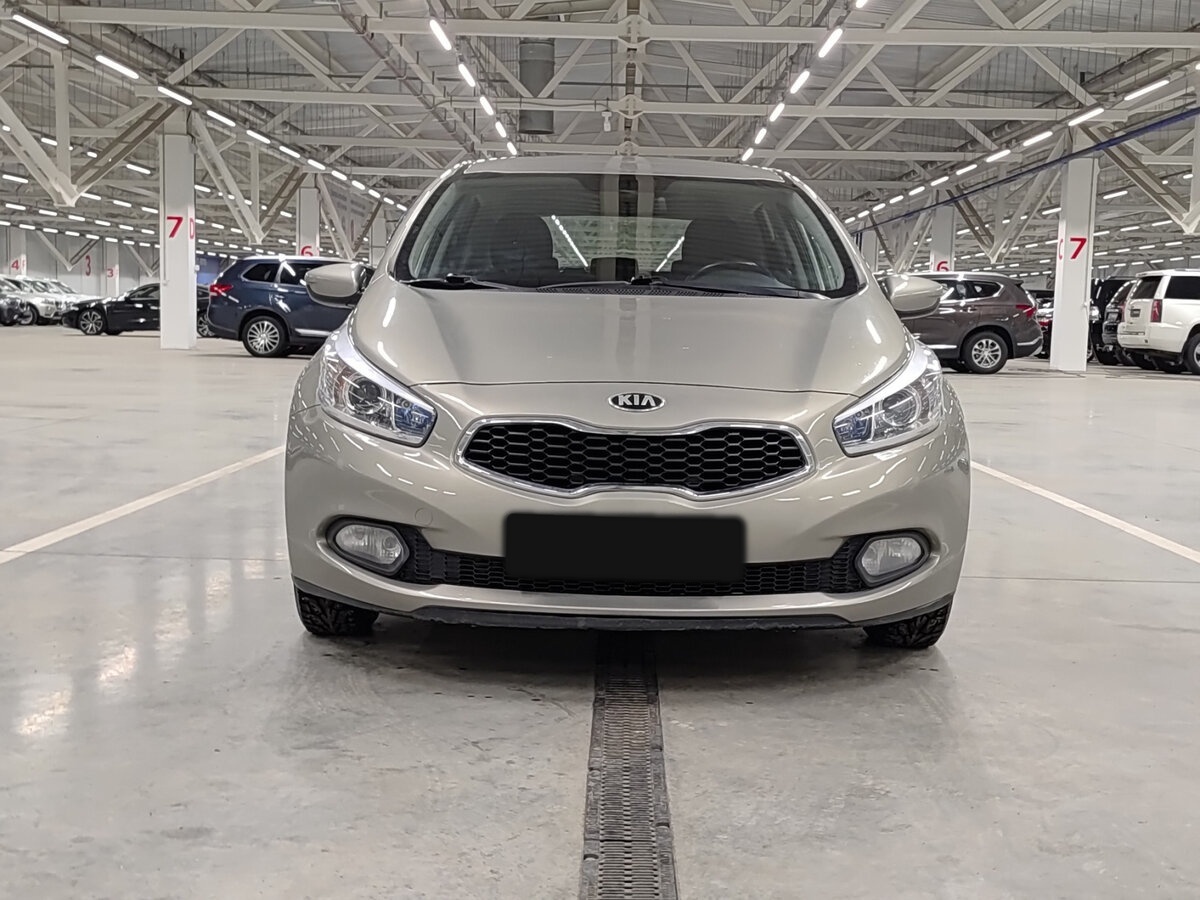 Kia Ceed II, 2012 - 84 618 км. | Фото №2